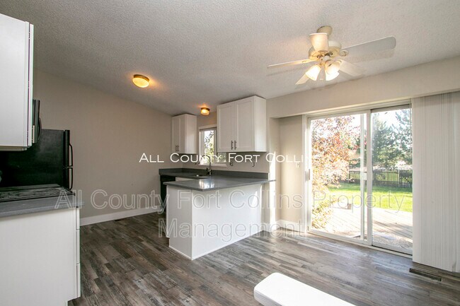 Building Photo - 774 S Edinburgh Dr