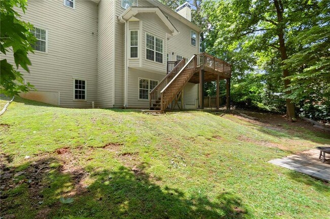 Building Photo - 194 Lake Ruby Dr