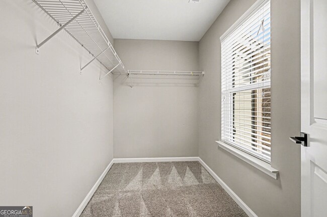 Building Photo - 5873 Keystone Ln