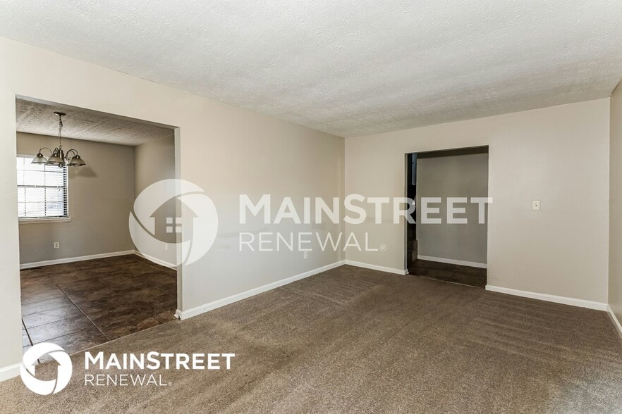 Building Photo - 2327 Cherokee Valley Dr