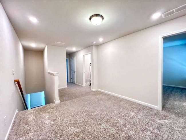 Building Photo - 1592 Villageside Ct