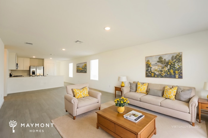 Building Photo - 747 Meadow Dr