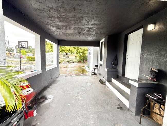 Building Photo - 597 NW 69th St