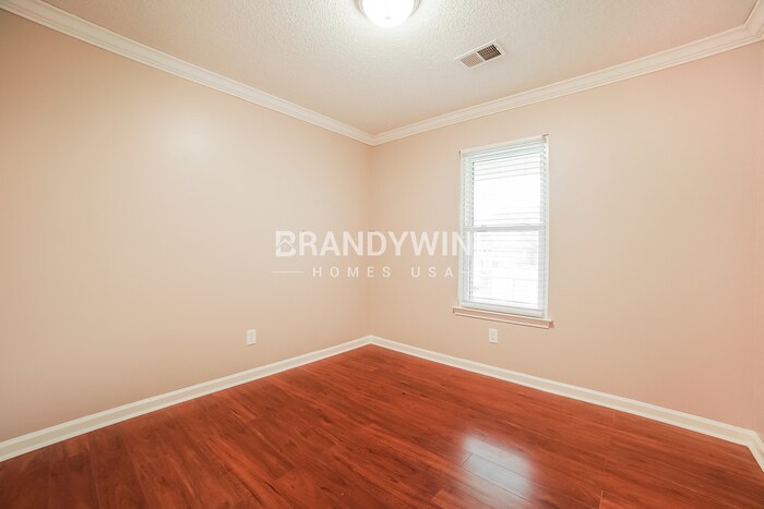 Building Photo - 6490 Saddleback Cir