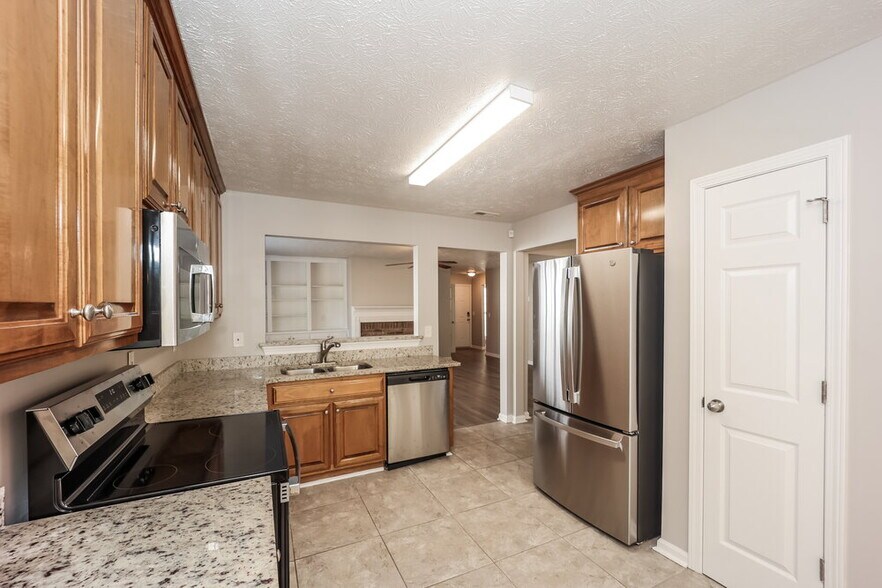 Building Photo - 1716 Anniston Dr