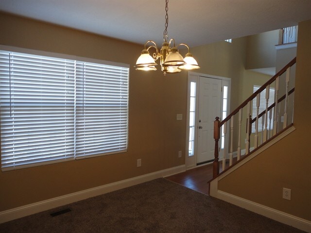 Building Photo - 1455 Woodside Dr