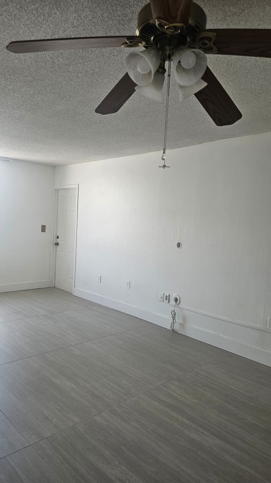 Building Photo - 5625 W 20th Ave