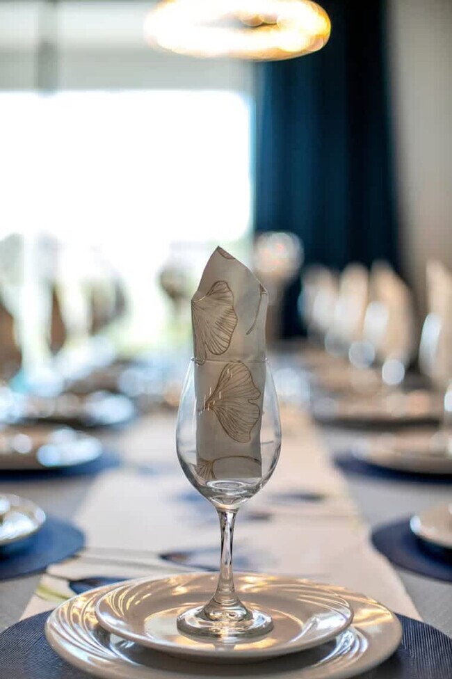 Building Photo - 9016 Sommerset Hills Dr