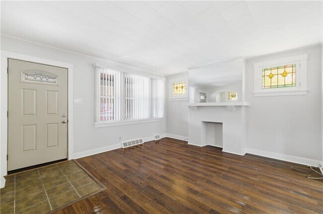 Building Photo - Beautiful Home for Rent