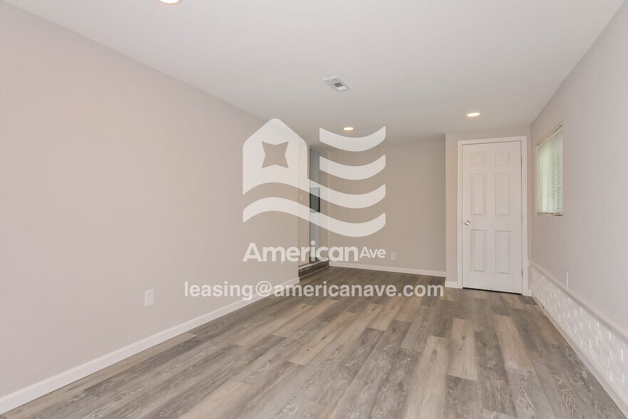 Building Photo - 8421 St Olaf Dr