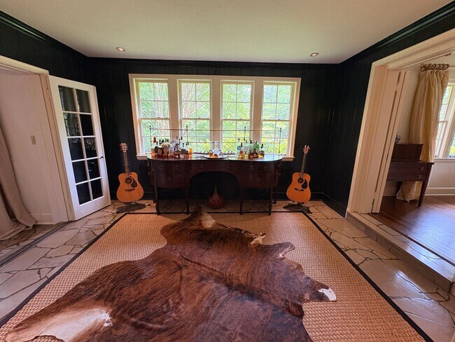 Building Photo - One Of Kind Home In Hedgemore Acres Subdivision! Gated! Landscaping Included! Over 5,000 Sq Ft! M...