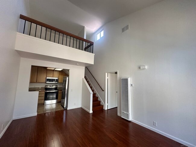 Building Photo - 4050 Rosenda Ct