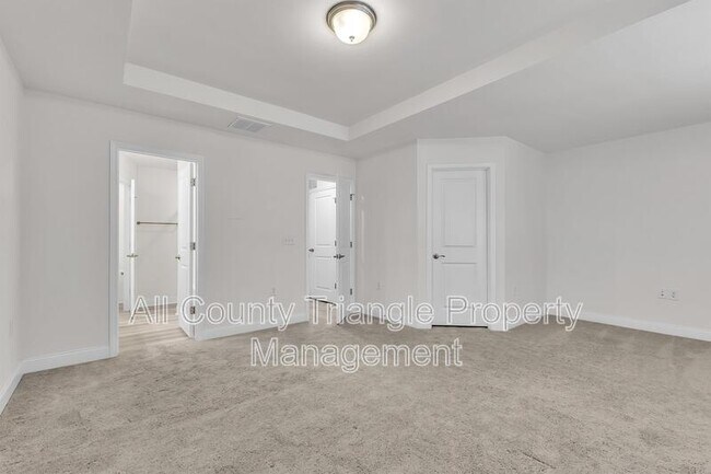 Building Photo - 2103 Nandina Trl