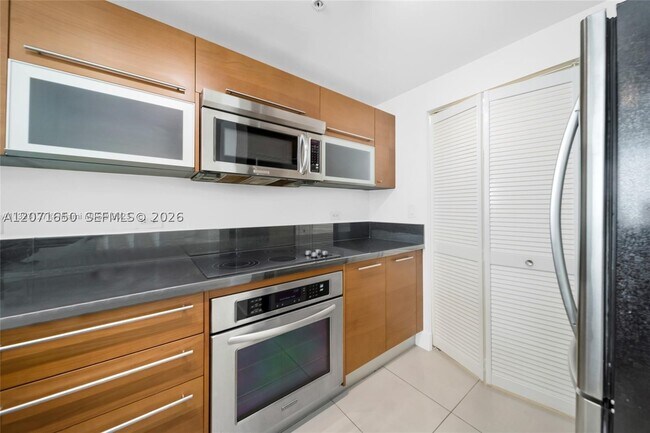 Building Photo - 244 Biscayne Blvd