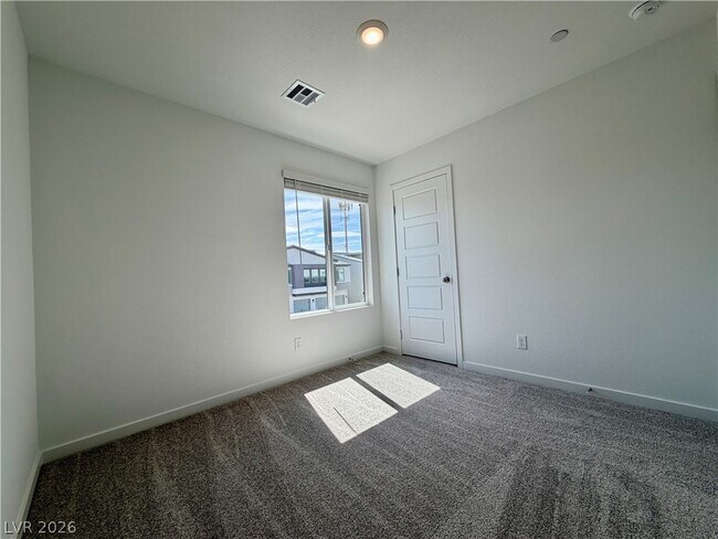 Building Photo - 4234 Vivenda St