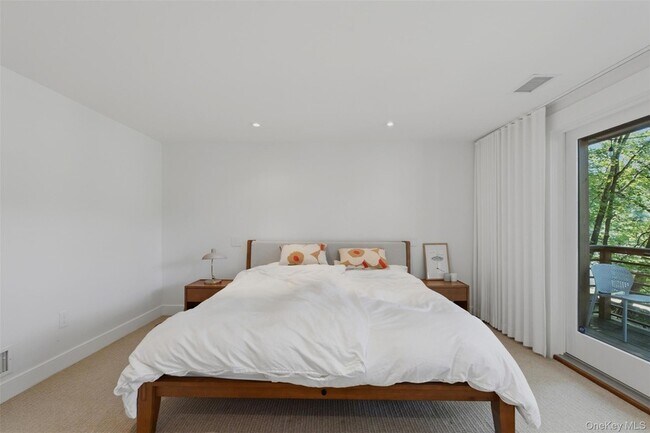 Building Photo - 28 Mallard Rise