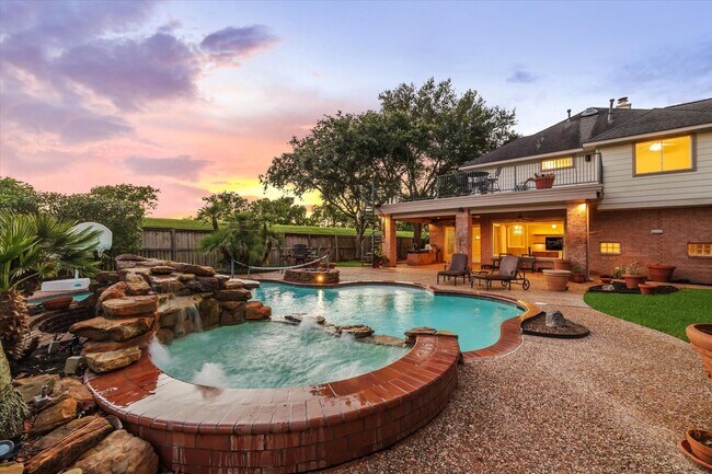 Building Photo - 4003 Perry Knoll Ct