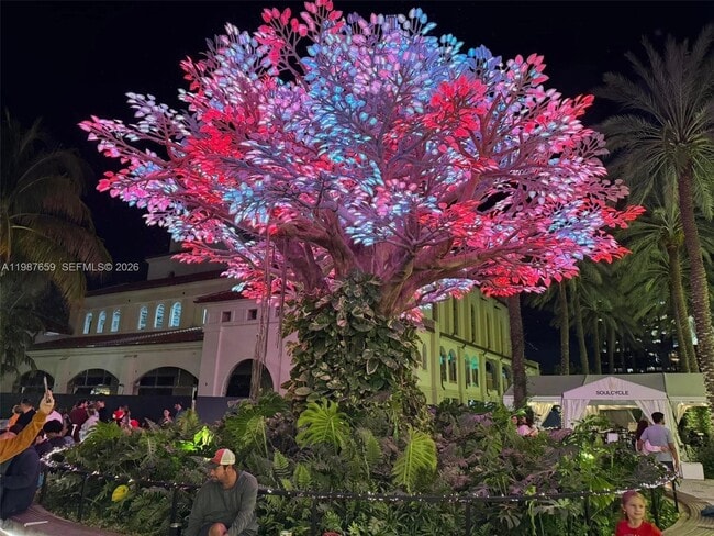 Building Photo - 2572 Emory Dr W