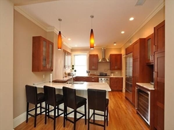 Building Photo - 497 Boylston St
