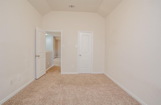 Building Photo - 2700 Auburn Chestnut Ln