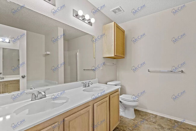 Building Photo - 208 Blazing Star Trail