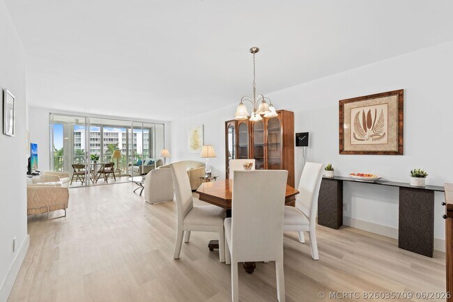 Building Photo - 3300 S Ocean Blvd