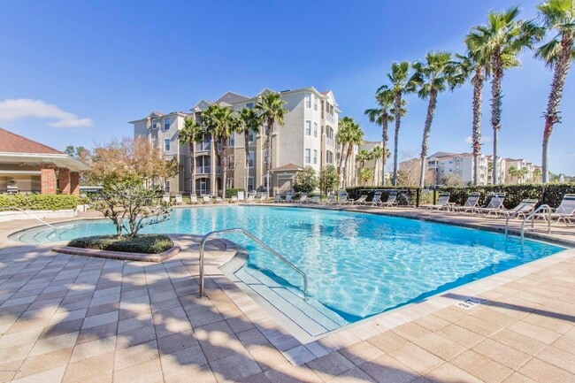 Building Photo - 7801 Point Meadows Dr