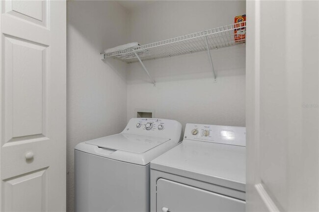 Building Photo - 7428 Vista Way