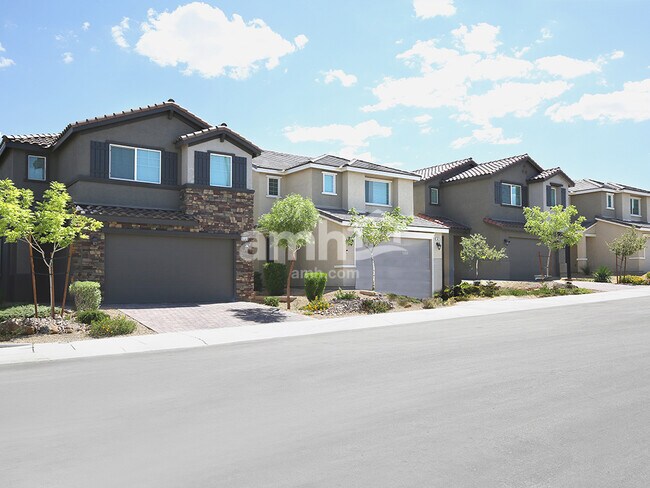 Building Photo - 3357 Blodwen St