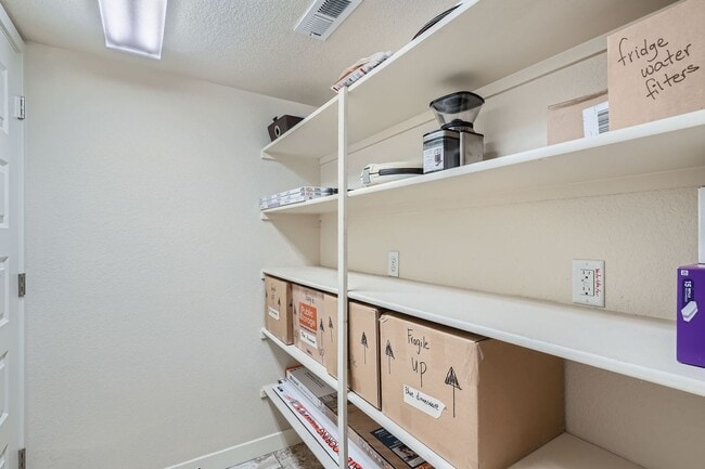 Building Photo - 11243 Colony Cir