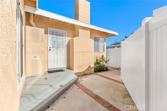 Building Photo - 16642 Los Alimos St