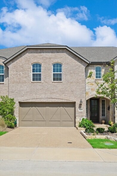 Building Photo - 205 Somerset Dr