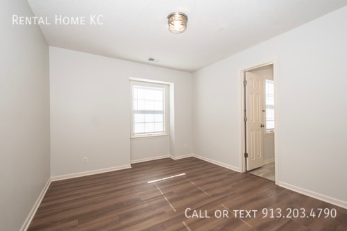 Building Photo - 18880 W 116th St