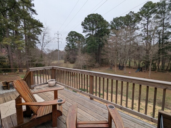 Building Photo - 110 Melbourne Ln