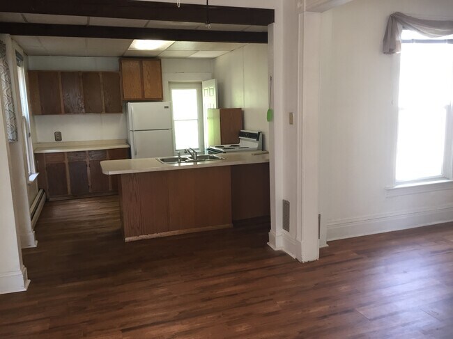 Building Photo - 1713 Jefferson St