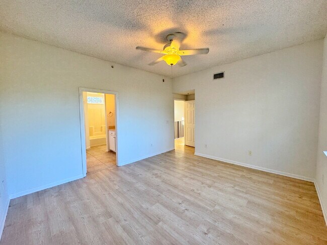 Building Photo - The Largest 3BR/2BA Las Palmas Condo