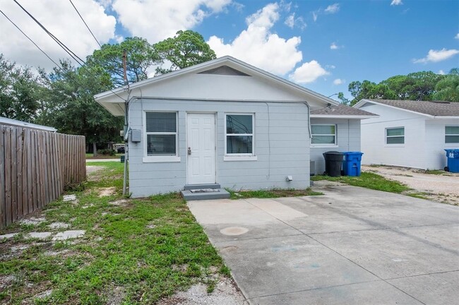 Building Photo - 5442 9th Ave N