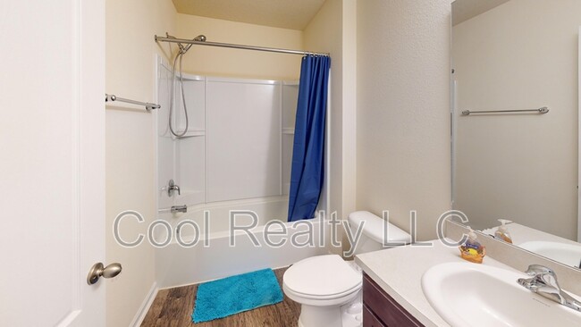 Building Photo - 2489 Oak Stream Dr