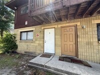 Building Photo - 510 SW 69th St