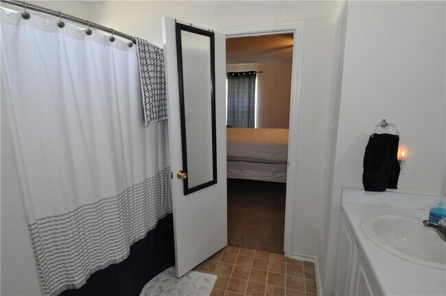 Building Photo - 121 Pheasant Trail