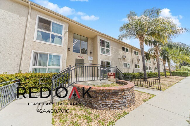 Building Photo - 7350 Hazeltine Ave