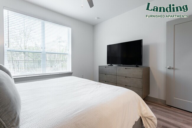 Building Photo - 12807 Telge Rd