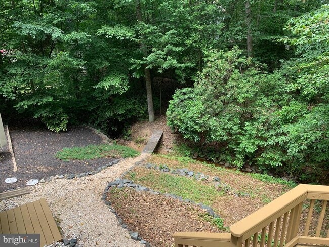 Building Photo - 2002 Admiral Dr