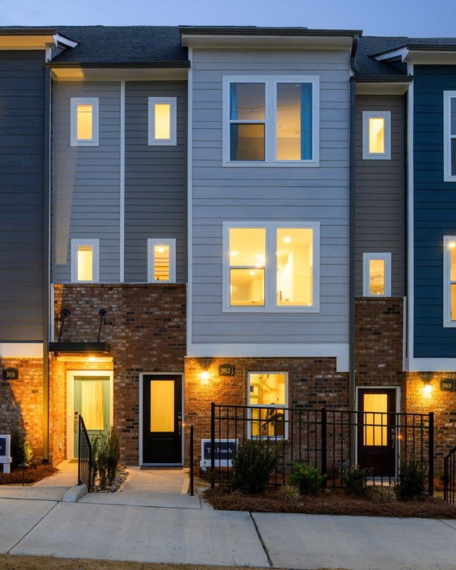 Building Photo - 1421 Lithium Ln