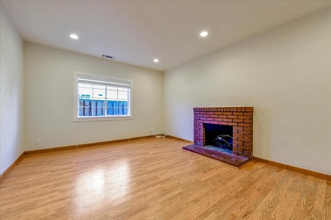 Building Photo - 2651 Poplarwood Way