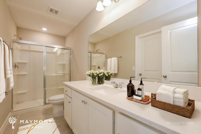 Building Photo - 2668 Island Walk Dr