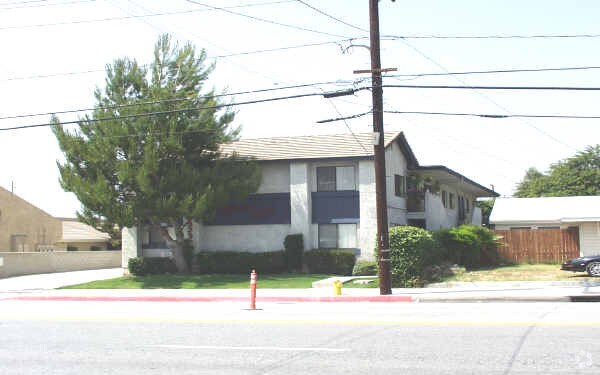 Building Photo - Cypress Villas
