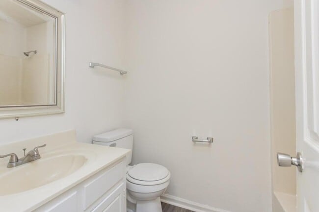 Building Photo - 3104 Kinwood Dr