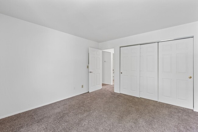 Building Photo - 14806 W Hidden Creek Ct