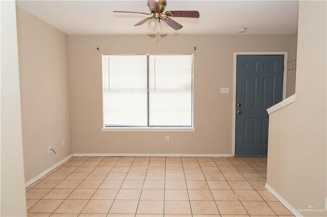 Building Photo - 4308 King Dr